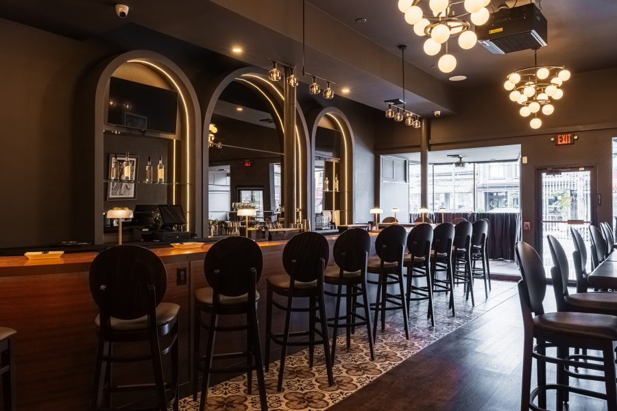 Arched mirrors behind the bar